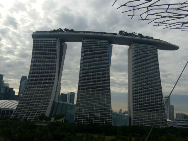 One who thinks little, cannot relize big dreams