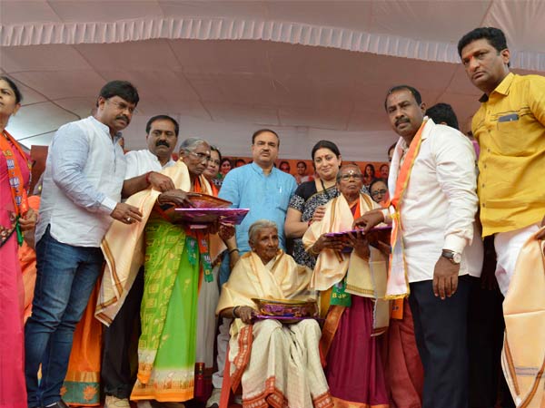 ಕಾಂಗ್ರೆಸ್ ಮುಕ್ತ ಭಾರತ ಆಗಬೇಕು ಕಾಂಗ್ರೆಸ್ ಮುಕ್ತ ಭಾರತ ಆಗಬೇಕು