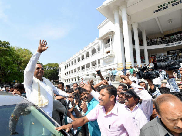 ಕಡೆಕ್ಷಣದಲ್ಲಿ ಬಾದಾಮಿಯನ್ನು ಆಯ್ದುಕೊಂಡ ಸಿದ್ದು