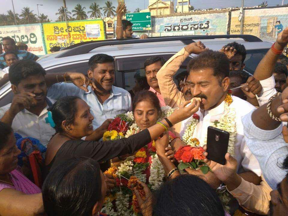 ಪೂರ್ಣಿಮಾ ಅವರ ಪತಿ ಶ್ರೀನಿವಾಸ್ ಬೆಂಬಲ