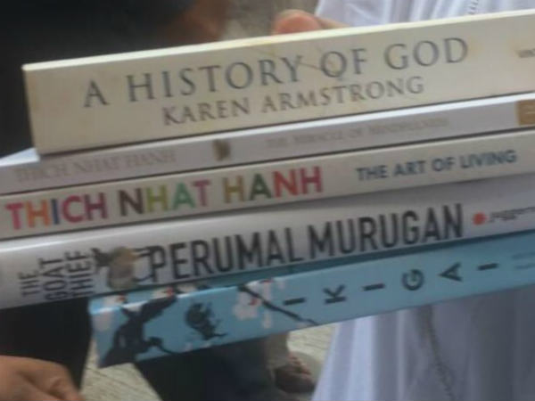 Rahul Gandhi takes a ride in Namma Metro 