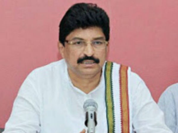congress searching alternative candidate for Pramod Madhwaraj in Udupi? 