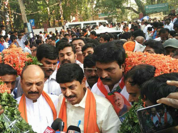 2016ರಲ್ಲಿ ನಡೆದ ಉಪಚುನಾವಣೆಯಲಿ ಗೆಲುವು 