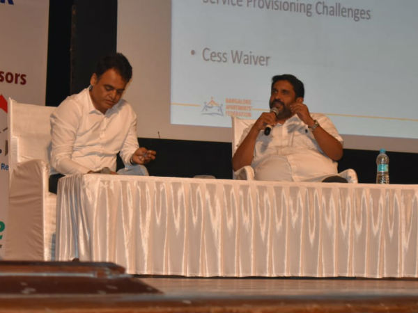 Prithvi Reddy accuses govt differentiate on apartments