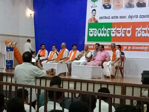 ನಿದ್ದೆ ಮಾಡಲು ಬಿಡಿ!