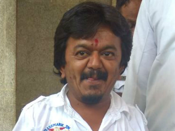 ಕಗ್ಗಲಳ್ಳಿ ಸಿದ್ದಮಾರಯ್ಯರನ್ನು ಹೆಗಲ ಮೇಲೆ ಮೆರವಣಿಗೆ