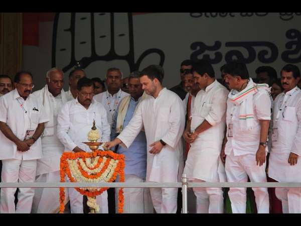 ಯೋಜನೆಗಳ ಪಟ್ಟಿ ಓದಿದ ಸಿಎಂ