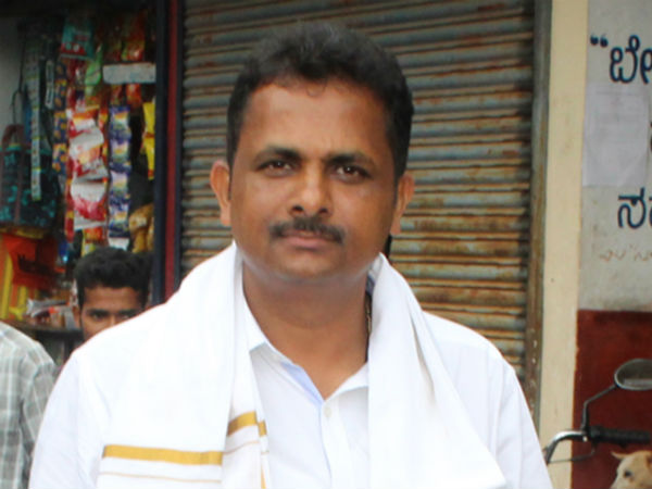 Obituary to Veerappa Moily by Congress workers