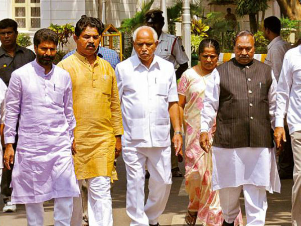 ರಾಜ್ಯ ಬಿಜೆಪಿ ನಾಯಕರು ಬೊಂಬೆಗಳಾ?