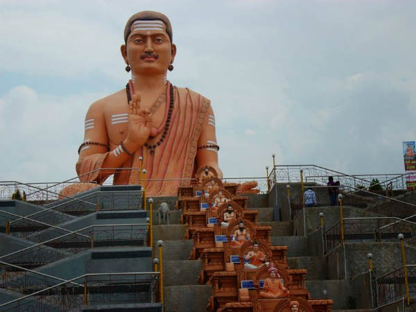ವೀರಶೈವ-ಲಿಂಗಾಯತದ ಬಗ್ಗೆ ಮಾತನಾಡಲಿಲ್ಲ