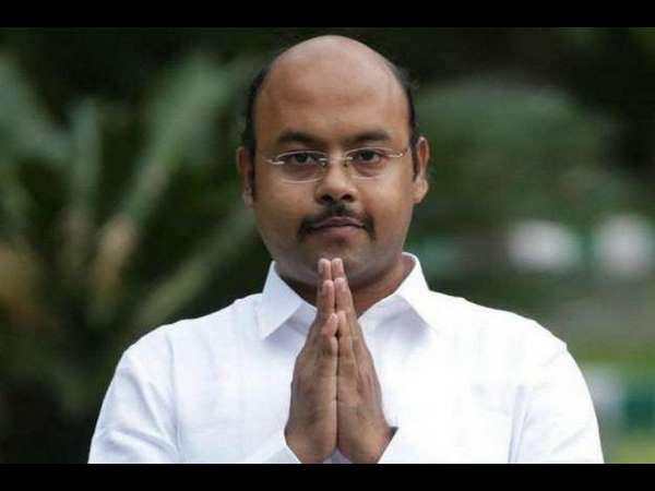 ಬಣ್ಣ ಮಾಸಿದ ವರುಣಾ ಕಥೆ 