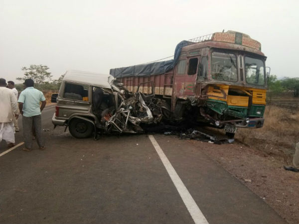  DySP and 2 other killed in Road accident at Bagalkot 