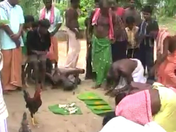 ದೇವಿಗೆ ಕಾಣಿಕೆ, ಕೋಳಿ ಅರ್ಪಣೆ ದೇವಿಗೆ ಕಾಣಿಕೆ, ಕೋಳಿ ಅರ್ಪಣೆ