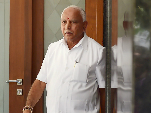 ದಾಳ ಹೇಗೆ ಬೇಕಾದರೂ ಉರುಳಬಹುದು