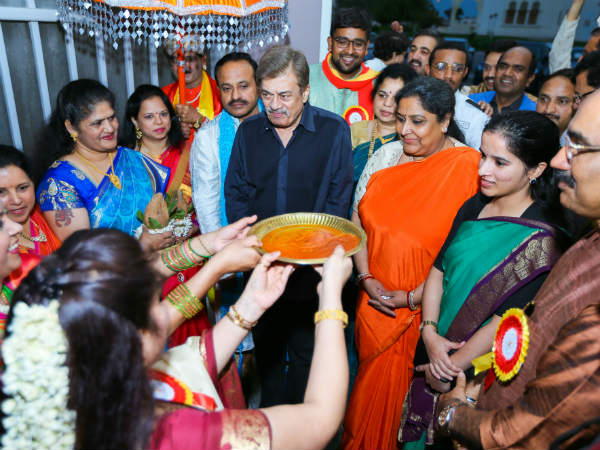 Kannada actor Anant Naga felicitated in Qatar