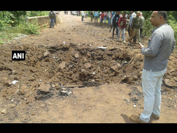  Chhattisgarh: Six jawans killed, 1 injured in IED blast