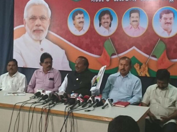 Bjp mla k.s. eshwarappa colalination government will not live more than 6 years