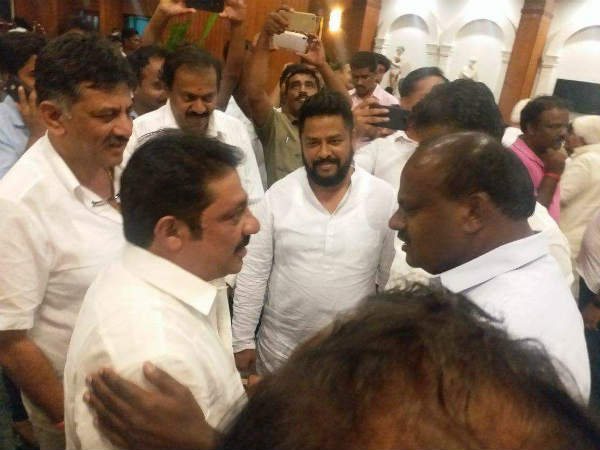 ರೆಸಾರ್ಟ್‌ ರಾಜಕೀಯ