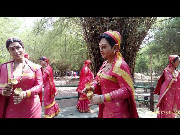 ಮನಸೆಳೆವ ಕುಟೀರಗಳು