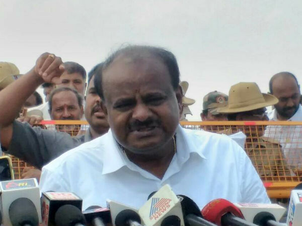 Do not believe fake news about farmers loan waiver: HDK Do not believe fake news about farmers loan waiver: HDK