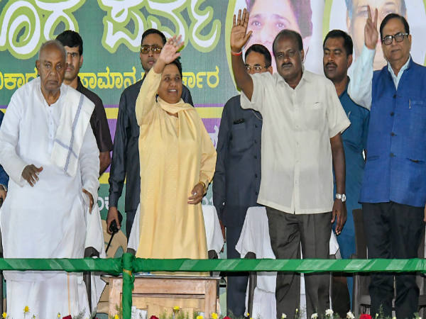 Karnataka elections Mayawati addresses JDS rally in Raichur