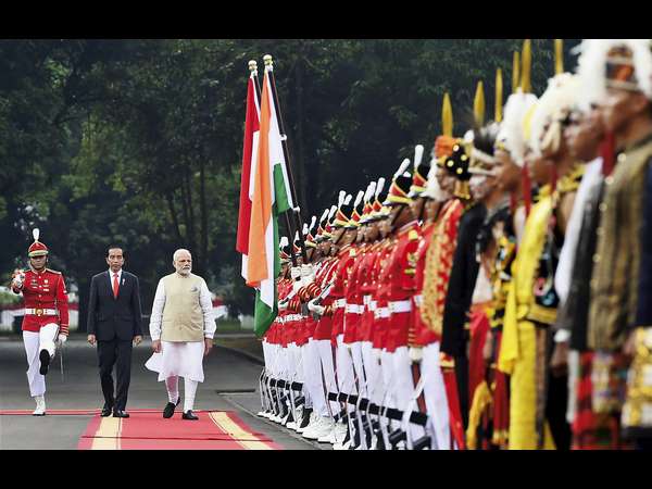 ರೈಮ್-ರಿದಂನಲ್ಲಿ ಸಾಮ್ಯತೆ