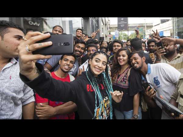 ಒನ್ಪ್ಲಸ್ ಬಗ್ಗೆ ಒನ್ಪ್ಲಸ್ ಬಗ್ಗೆ