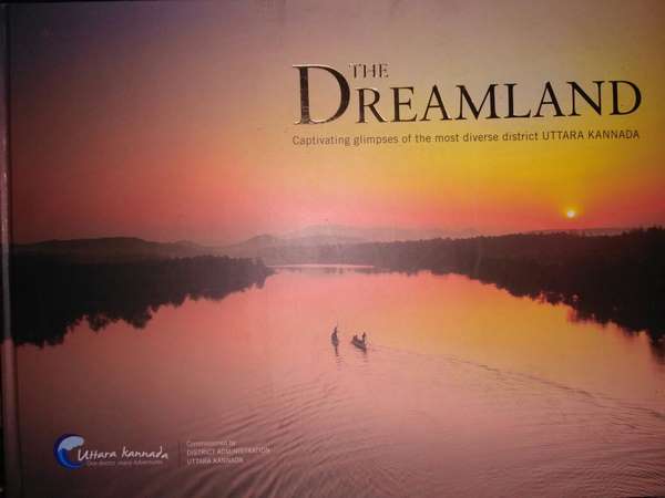 DREAMLAND book won Asian Award at Hong Kong DREAMLAND book won Asian Award at Hong Kong