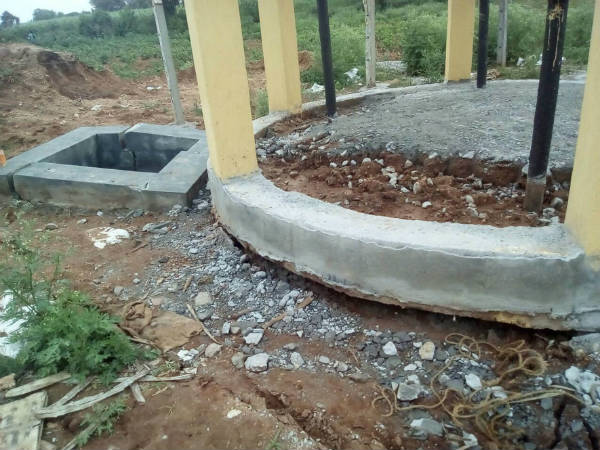 Substandard work causes leakage in new water storage 