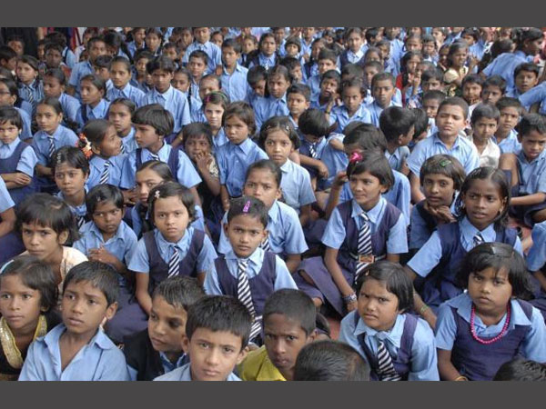 ಸರ್ಕಾರಿ ಶಾಲಾ ವಿದ್ಯಾರ್ಥಿಗಳಿಗೆ ಎರಡು ಜೊತೆ ಸಮವಸ್ತ್ರ 