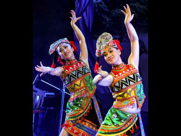  ಕೊಲ್ಕತ್ತಾದಲ್ಲಿ ಚೀನೀಯರ ನೃತ್ಯ ವೈಭವ