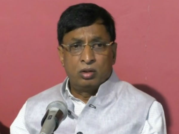 MLC Bhojegowda warns union minister Hegde on his words MLC Bhojegowda warns union minister Hegde on his words