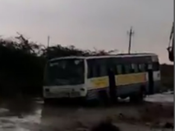  Heavy Rain in Belagavi, Govt Bus stranded in bridge