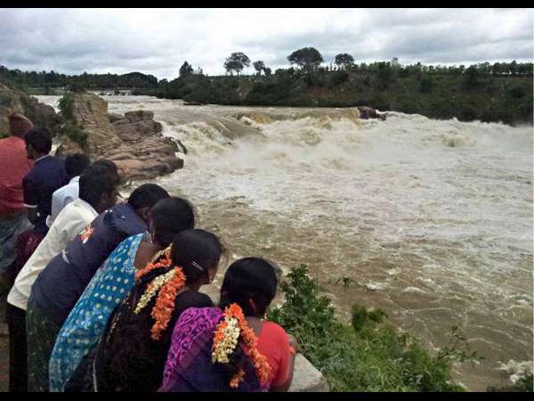CFTRI senior scientist washed away in Chunchanakatte falls