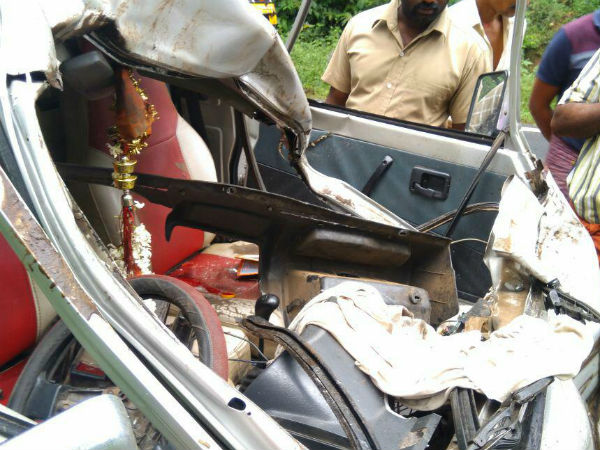 wild elephant attack on car near dakshina kannada
