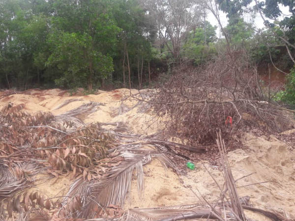 Illigal sand storage case 3 police constables suspended 