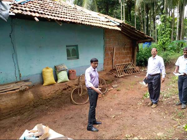 Deputy commissioner inspects rain affected areas of Thirthahalli 