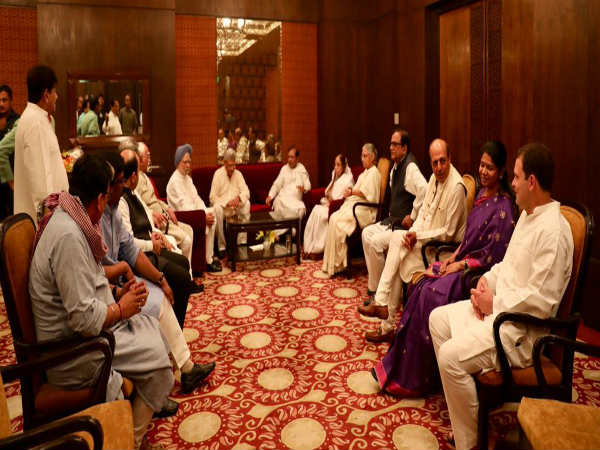 ವಿವಿಧ ಪಕ್ಷಗಳ ಮುಖಂಡರು ಭಾಗಿ