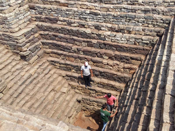 ವಾರಕ್ಕೊಮ್ಮೆ ಸ್ವಚ್ಛತಾ ಕಾರ್ಯ 