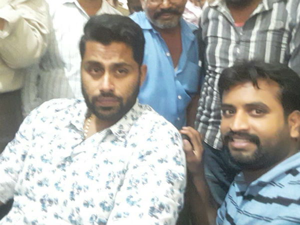 Rebel star Ambareesh willing handover his property to his son Abhishek