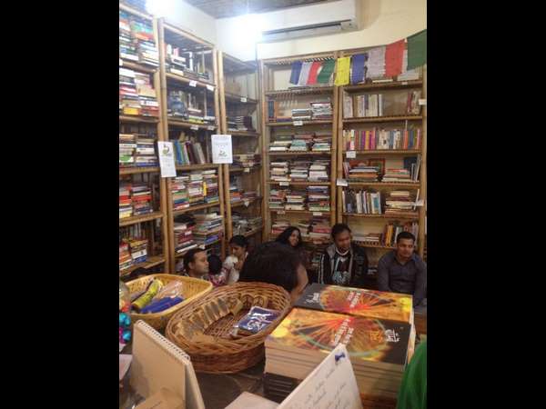 ಅಣ್ಣನ ಹಿಂಬಾಲಿಸಿದ ತಂಗಿ