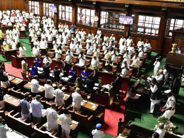 ರೈತನ ರಕ್ಷಣೆ ಸರ್ಕಾರದ ಹೊಣೆ