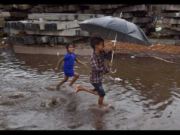 Childhood is a golden era of everyones life Childhood is a golden era of everyones life