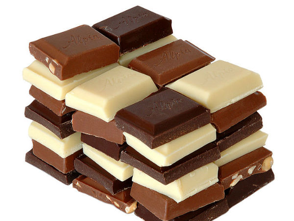 ಮಕ್ಕಳಿಗೆ ಚಾಕೊಲೇಟ್‌ ನೀಡಿದೆ ಮಾತು ಕೇಳುತ್ತಾರೆ 