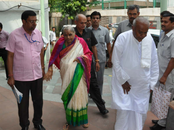 1954ರಲ್ಲಿ ವಿವಾಹ