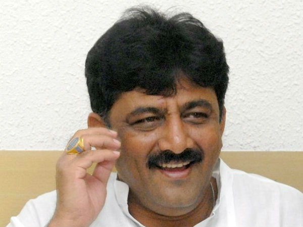 ಬಳ್ಳಾರಿ ರೆಡ್ಡಿಗಳಿಗೆ ಠಕ್ಕರ್ ಕೊಡಲಿದ್ದಾರೆ ಡಿಕೆಶಿ