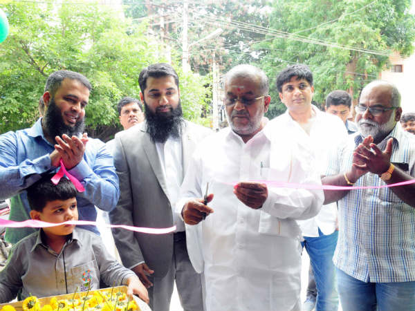 Higher Education Minister G T Devegowda Inaugurated Arafah Tinytots school at H.B.R layout. 