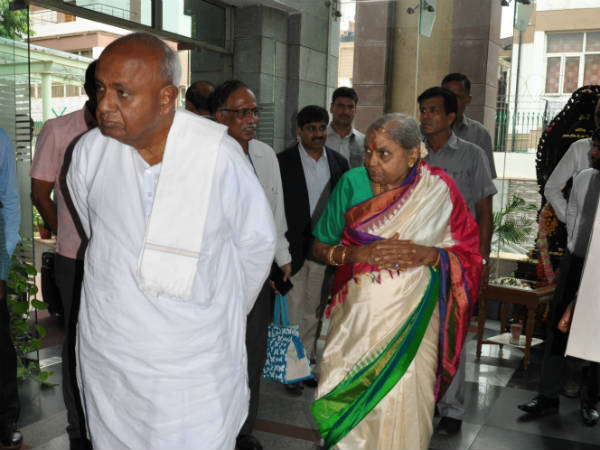 ದಂಪತಿಗಳ ದೇವಾಲಯ ಪ್ರವಾಸ