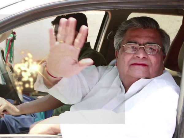 ಕುಮಾರಸ್ವಾಮಿ ಕಣ್ಣೀರಿಗೆ ಕಾಂಗ್ರೆಸ್ ಮುಖಂಡರೇ ಕಾರಣ 