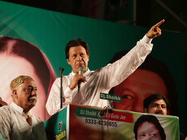 ಪಾಕಿಸ್ತಾನದ ನಾಯಕ 